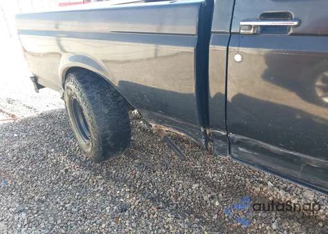 1995 Ford F150 из США, поврежденный, VIN 2FTEF14N5SCA72257